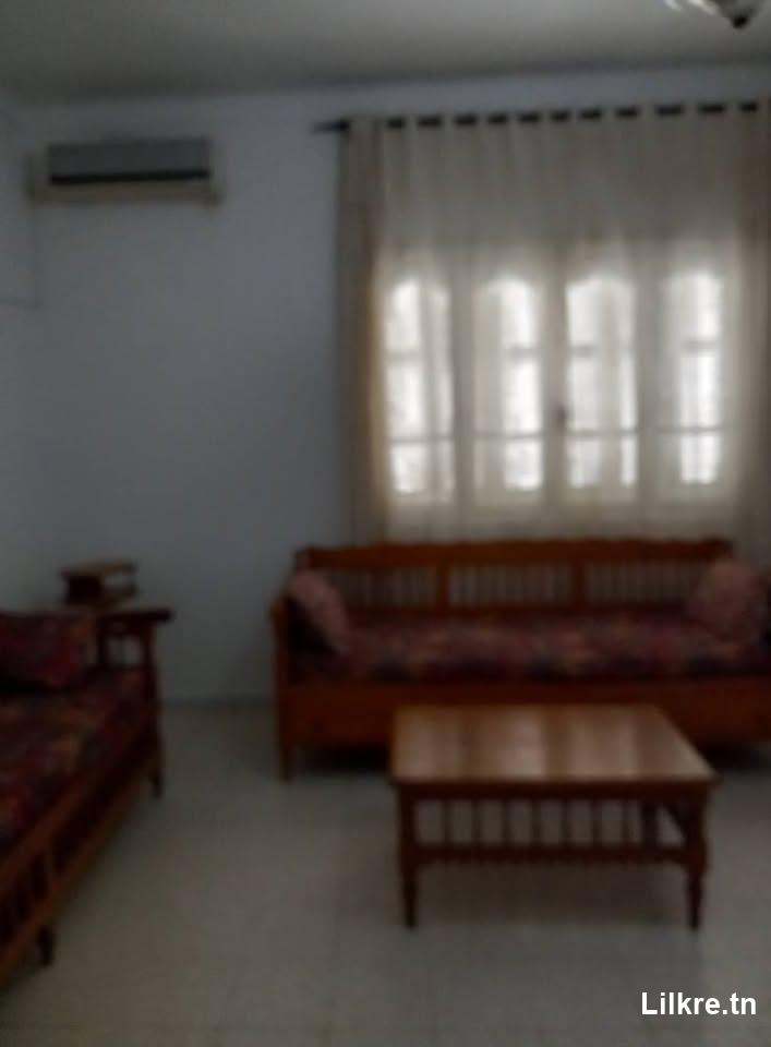 A louer un étage de villa à Nabeul