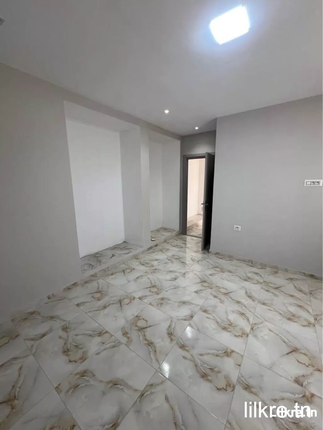 appartement a louer route tanior sfax