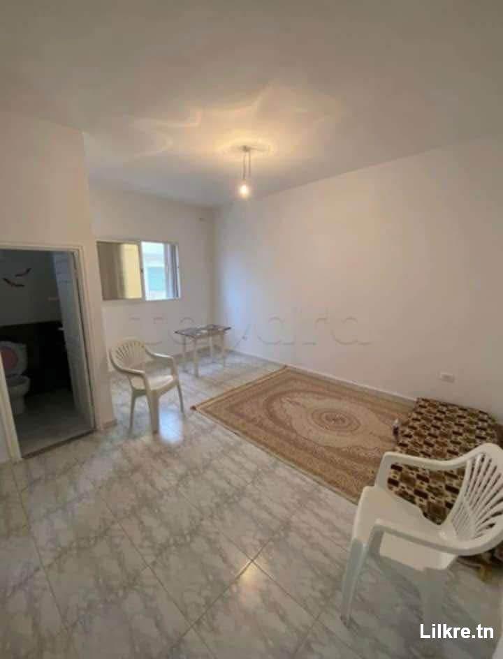 un studio à louer à la marsa
