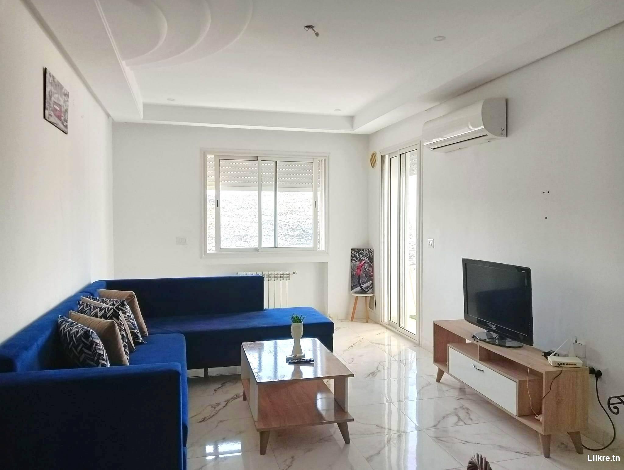 à louer un bel appartement meublé s+1 à Ennasr 2