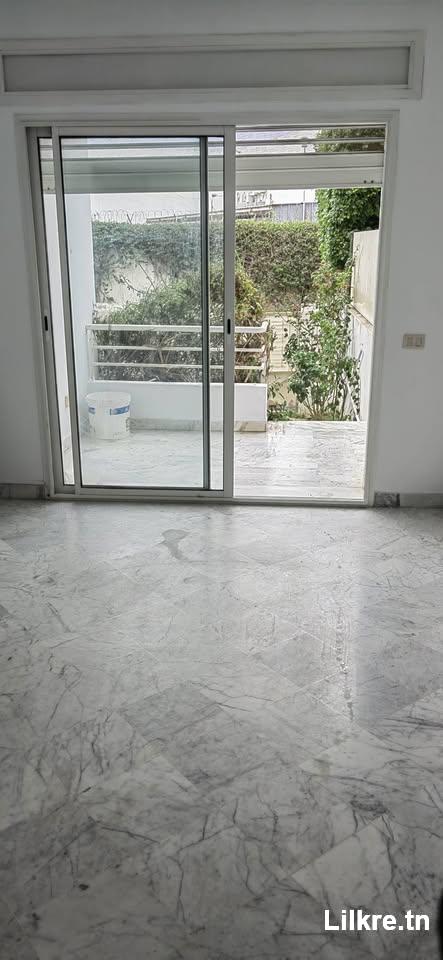 A louer appartement s1 meublé ou vide à la marsa