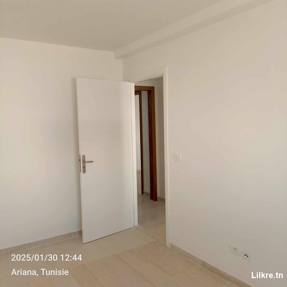 à louer appartement S+2 Neuf Haut standing à borj louzir