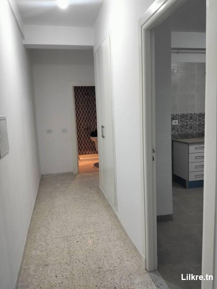 à louer appartement très haut standing à route Menzel chaker klm3,5 sfax