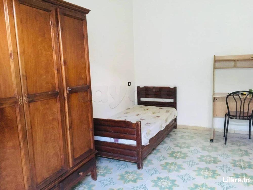 A louer un étage de villa meublé au Bardo