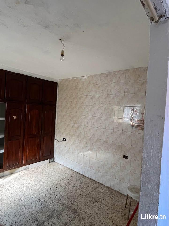 à louer studio à hammem lif