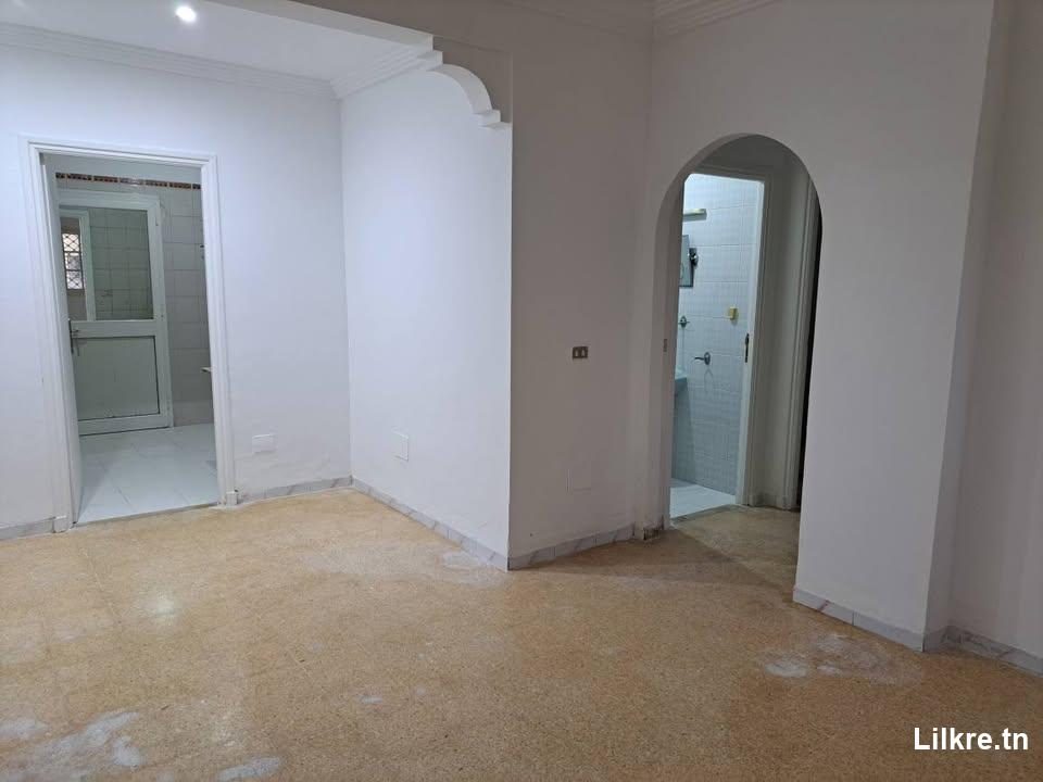 A louer un appartement à Borj Louzir