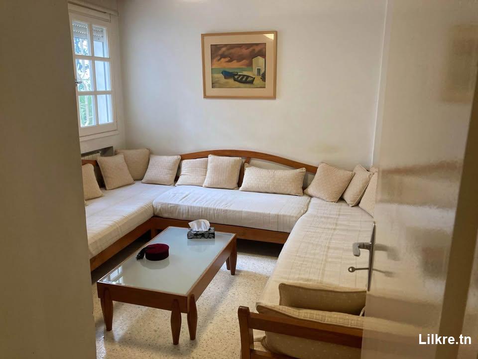 à louer un appartement avec un jardin privé à la soukra