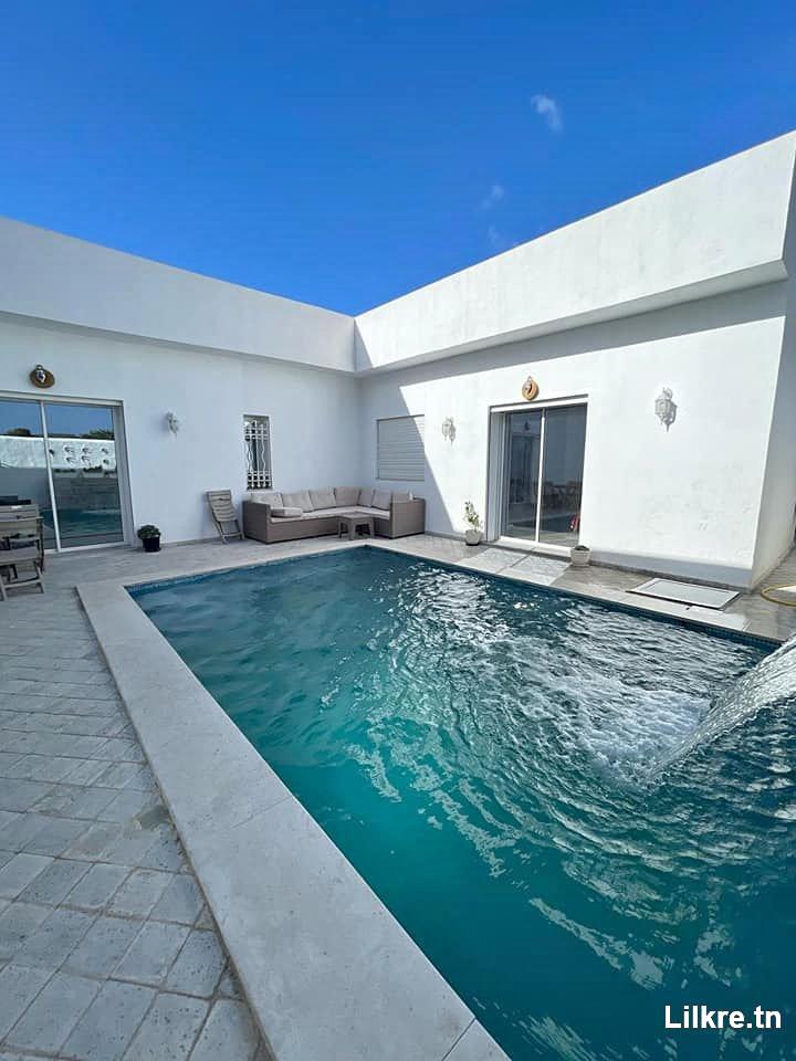à louer Villa s+3 hammamet nord