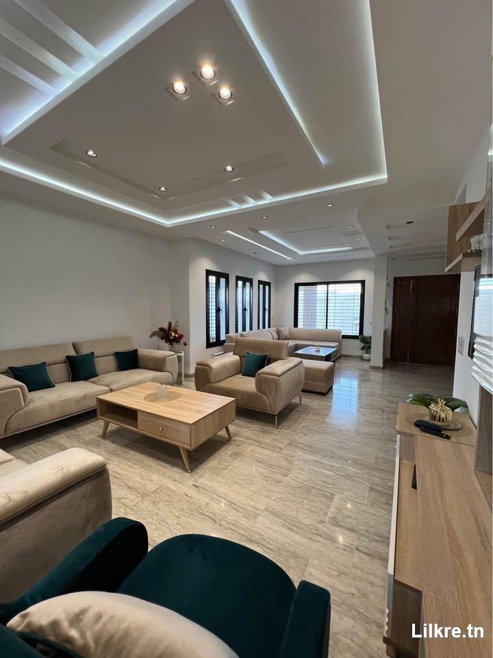 A louer une villa de luxe avec piscine a hammamet