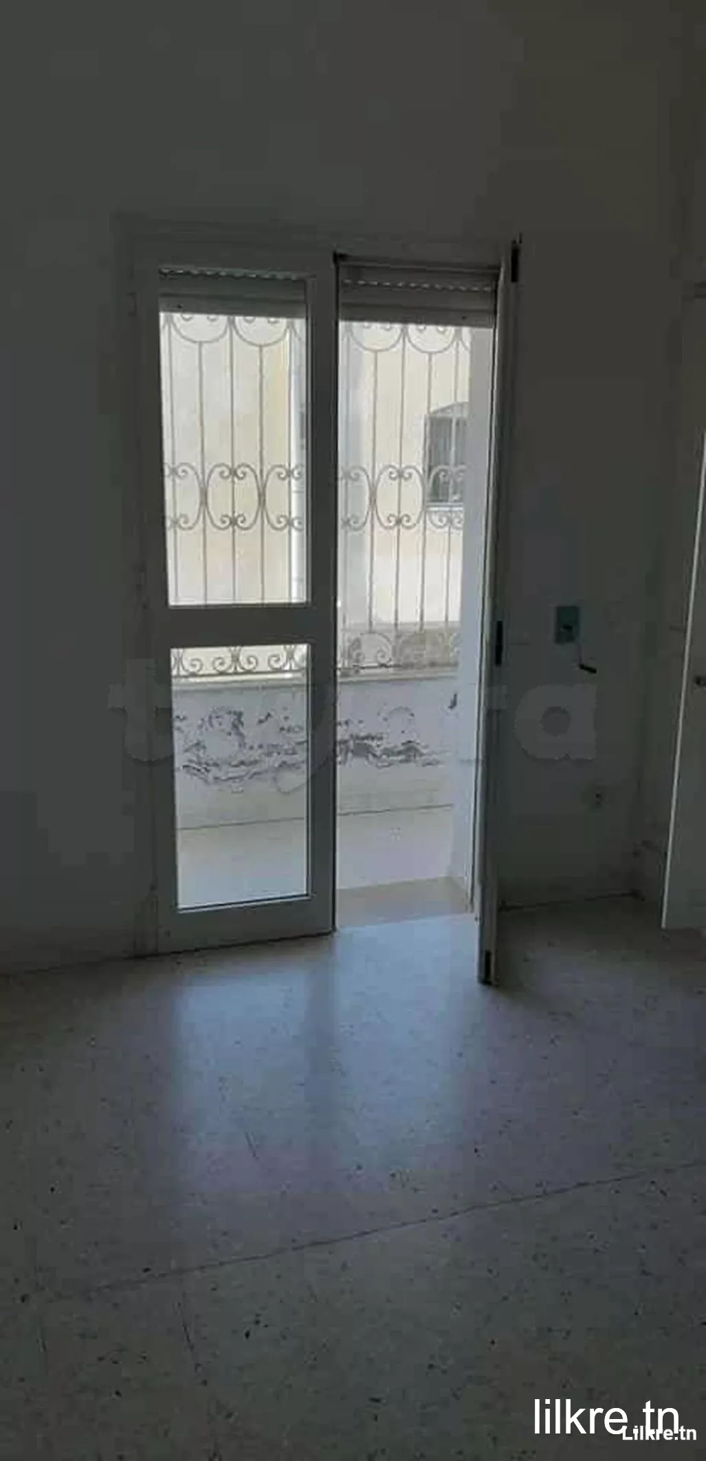 A LOUER appartement à Cité Khadra