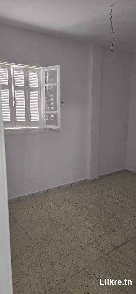 A louer studio s+2 au 4ème etage a sahloul