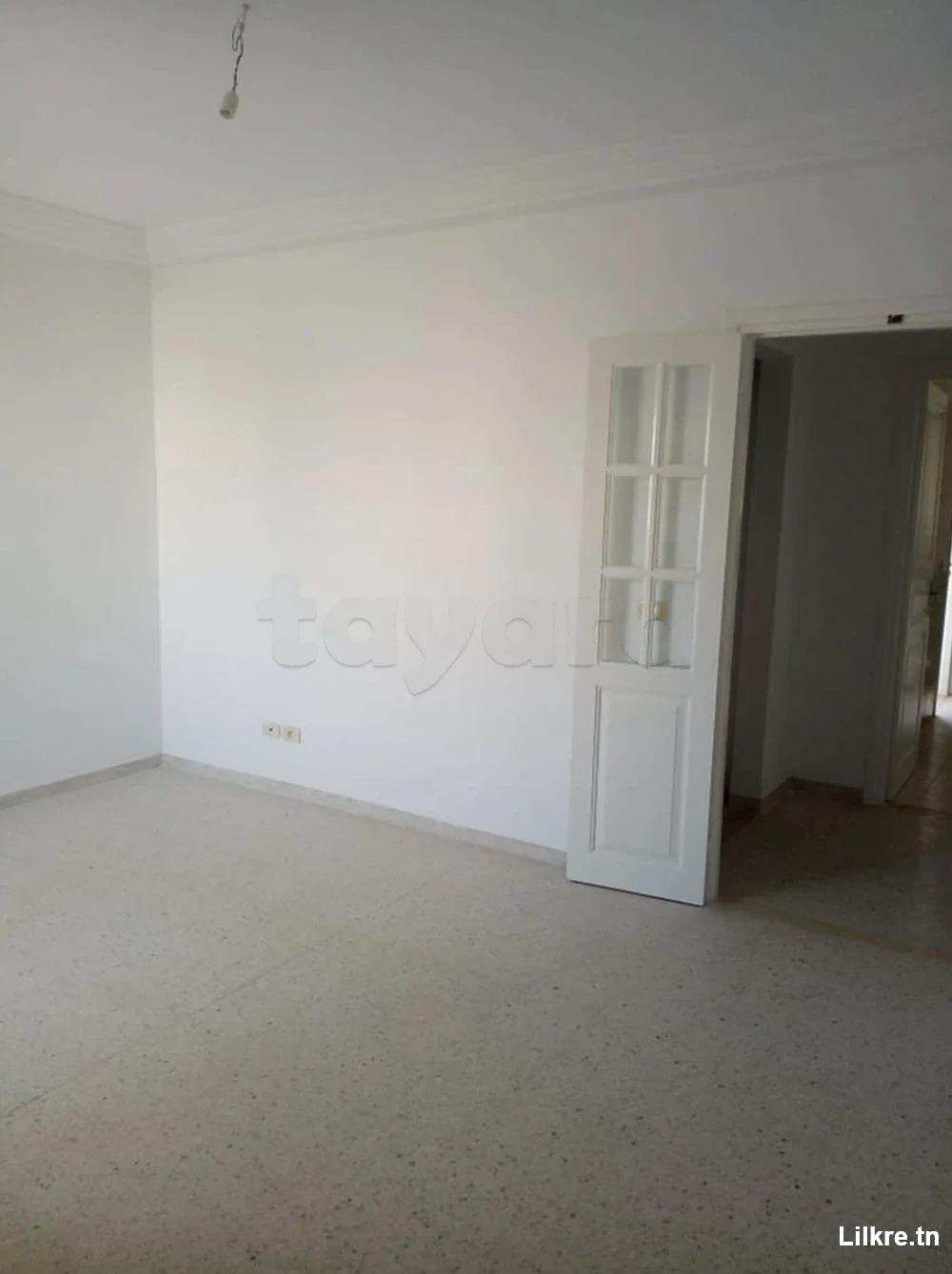 à louer appartement à el agba