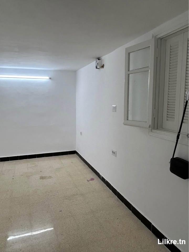 À Louer un Studio S+0 à Cité Jardin