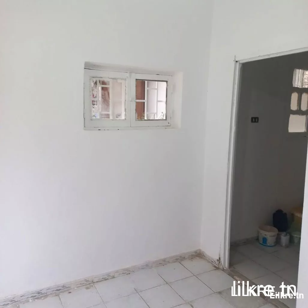 À louer un Studio S+1 à El Menzah 8
