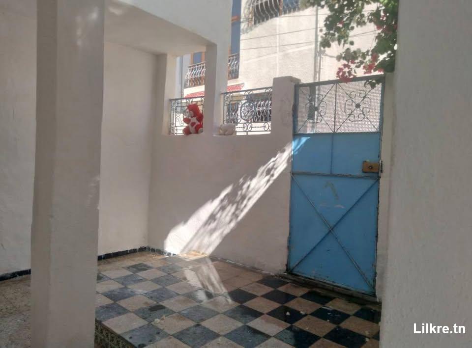 S+2 a louer à LAAGBA