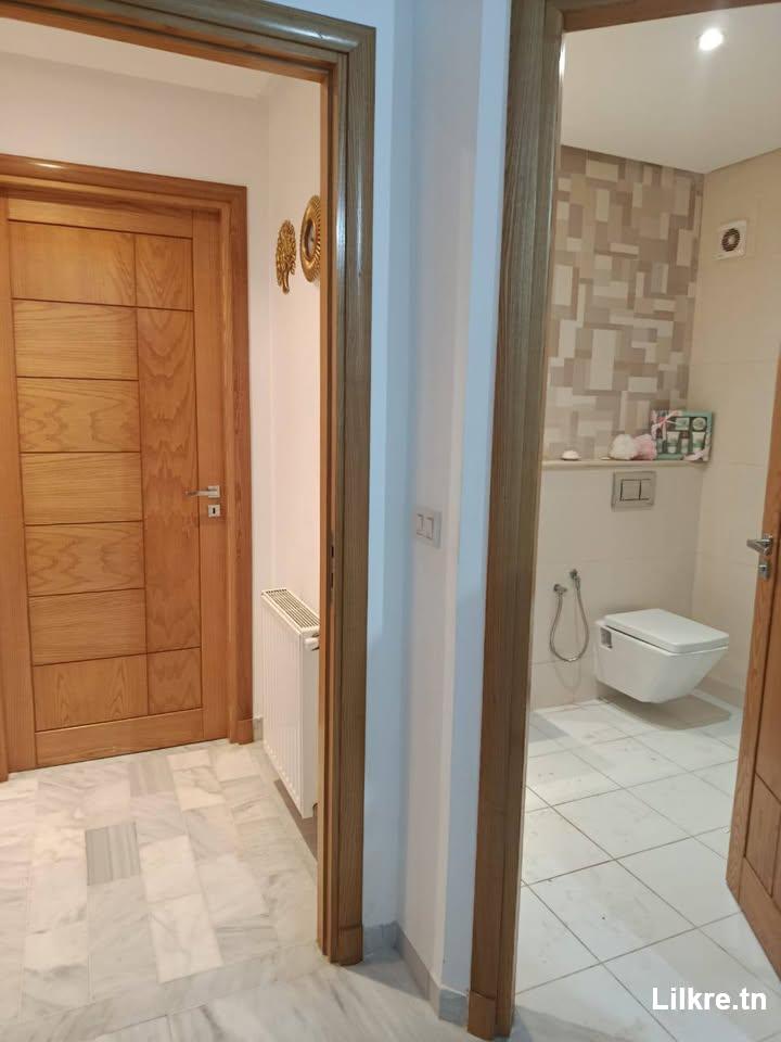 Apartement s+3 à louer par nuitèe à ennasr