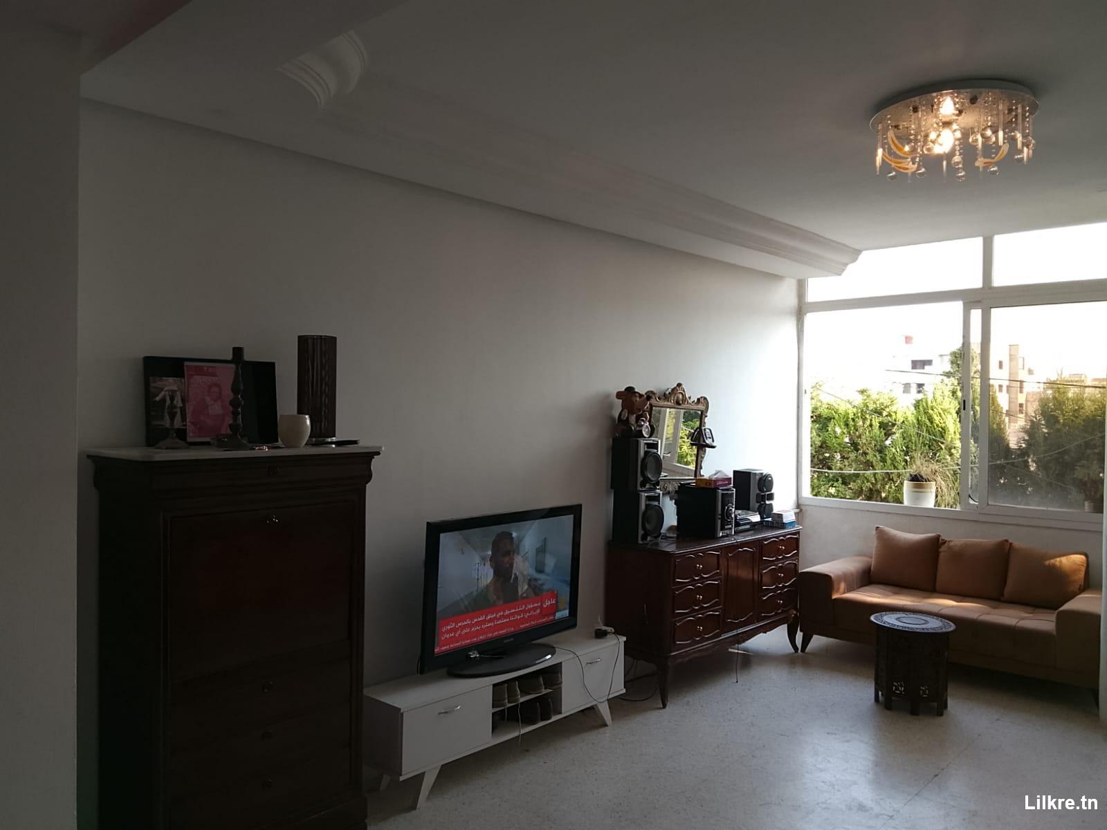 A louer un étage de villa S+2 à La Manouba