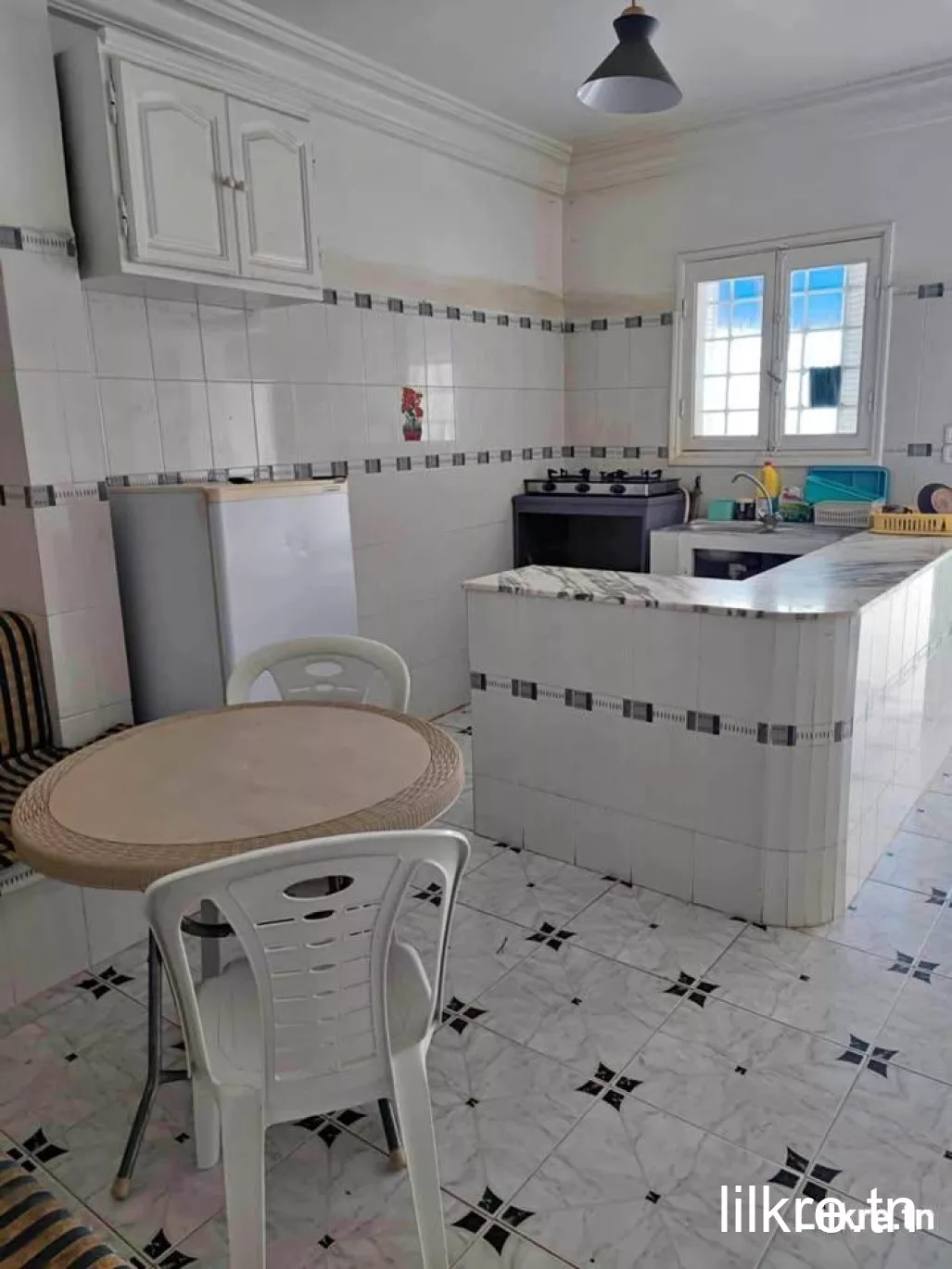 à louer un Appartement S+2 à Khzema Est