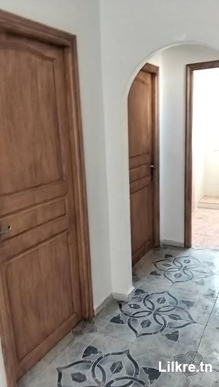 À louer : Appartement S+2 à Cité Chabeb