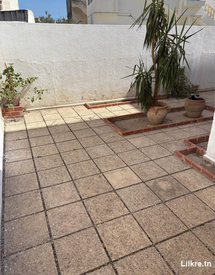 A louer un maison  S +2 zahra 
