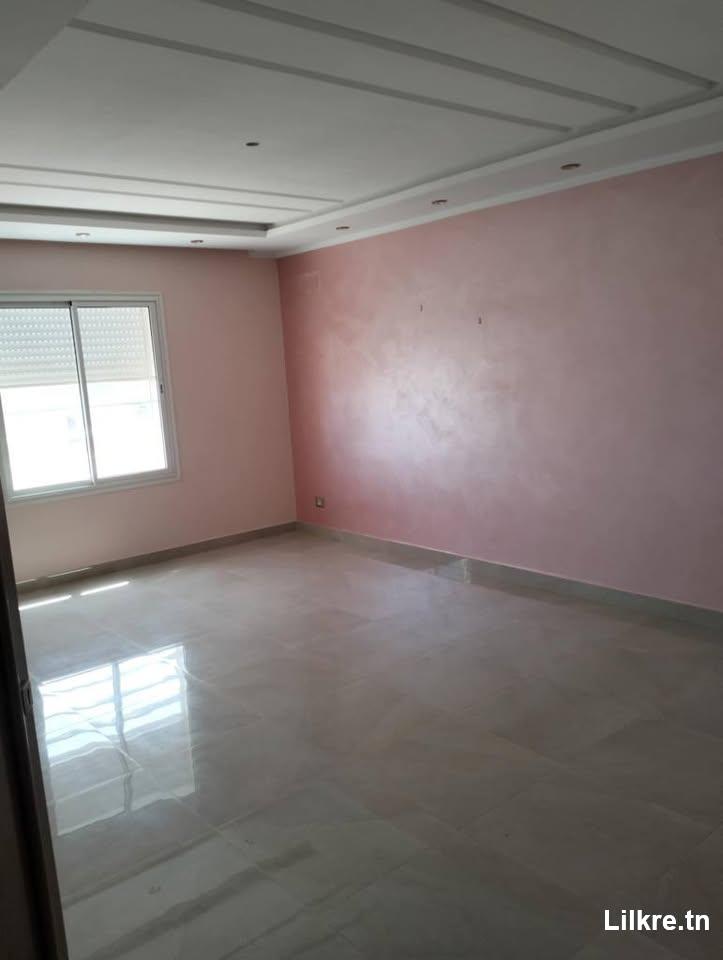 À louer : Appartement S+2 haut standing a manzel chaker