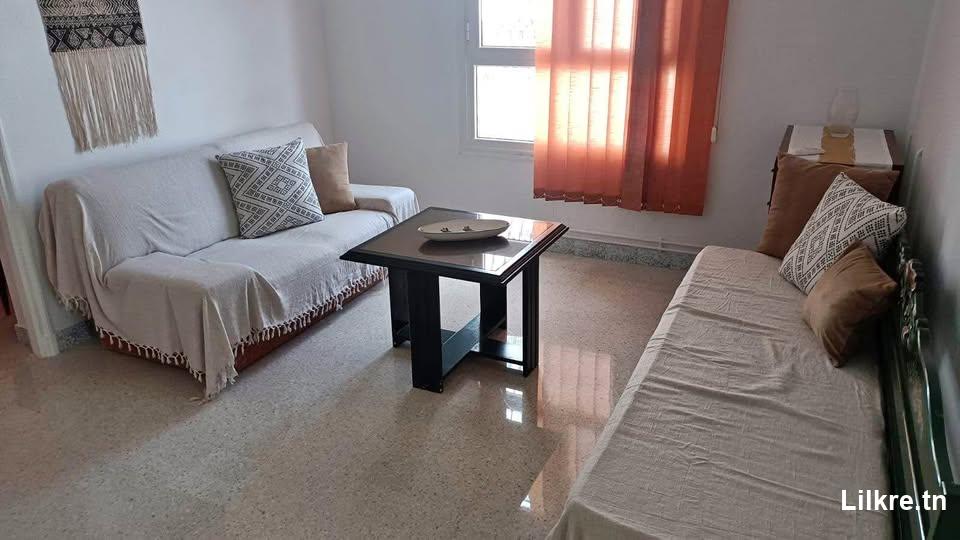à louer un appartement S+1 à Hammamet Centre