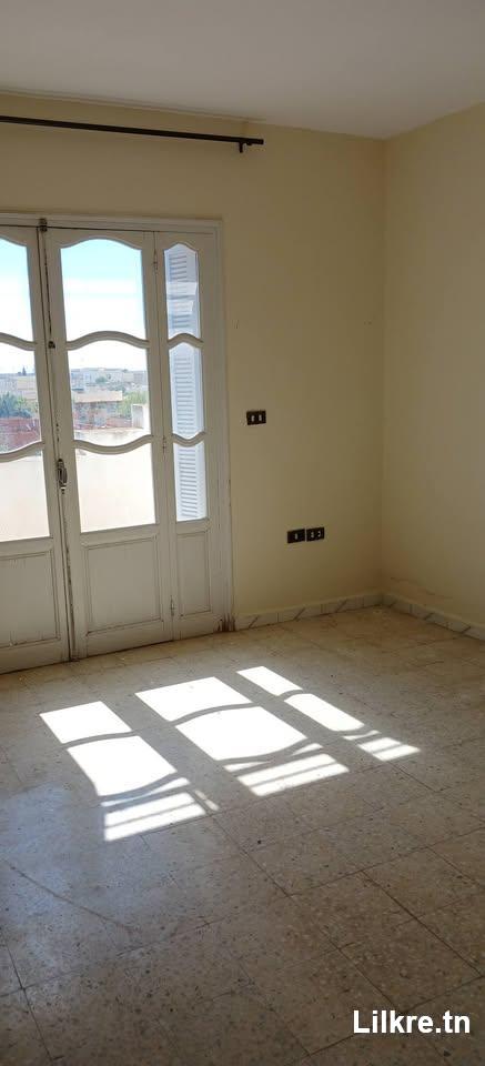 À louer un Duplex S+4 sur la route de l’aéroport 