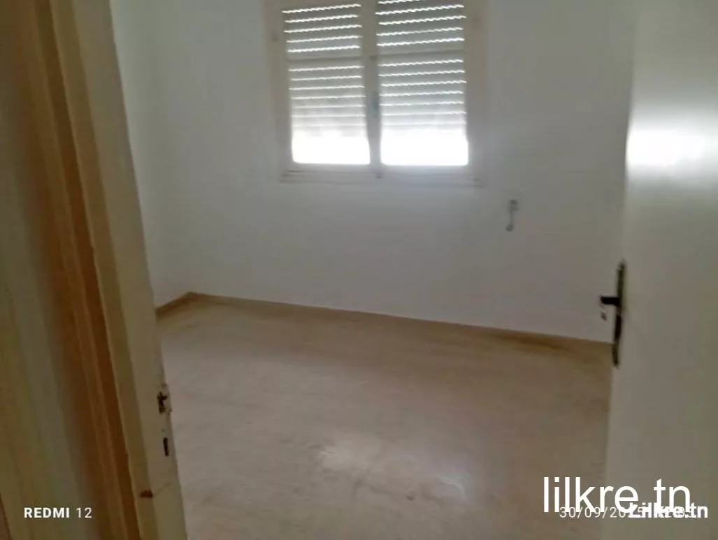 A louer un appartement s+2 a borj louzir 