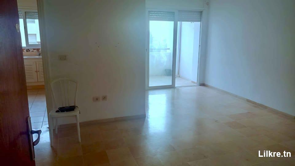 À LOUER appartement  S+2  vide a  Ben Arous Centre