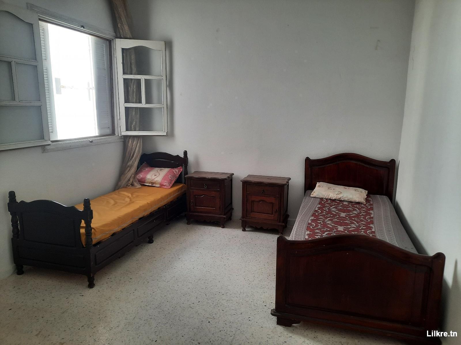 etage de villa pour etudiantes foyer  privée
