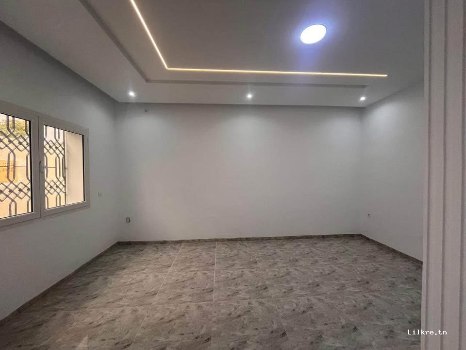 A louer un appartement a Raoued 