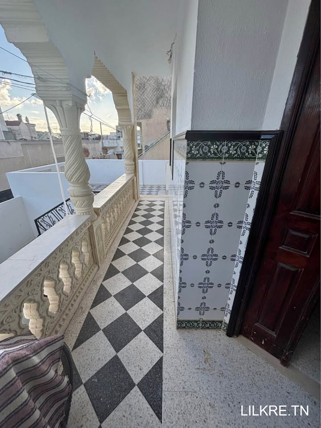 Appartement a louer a cité  essa7a borj louzir 