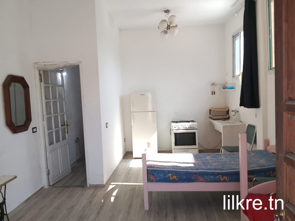 A louer un joli studio meublé a sidi amor 