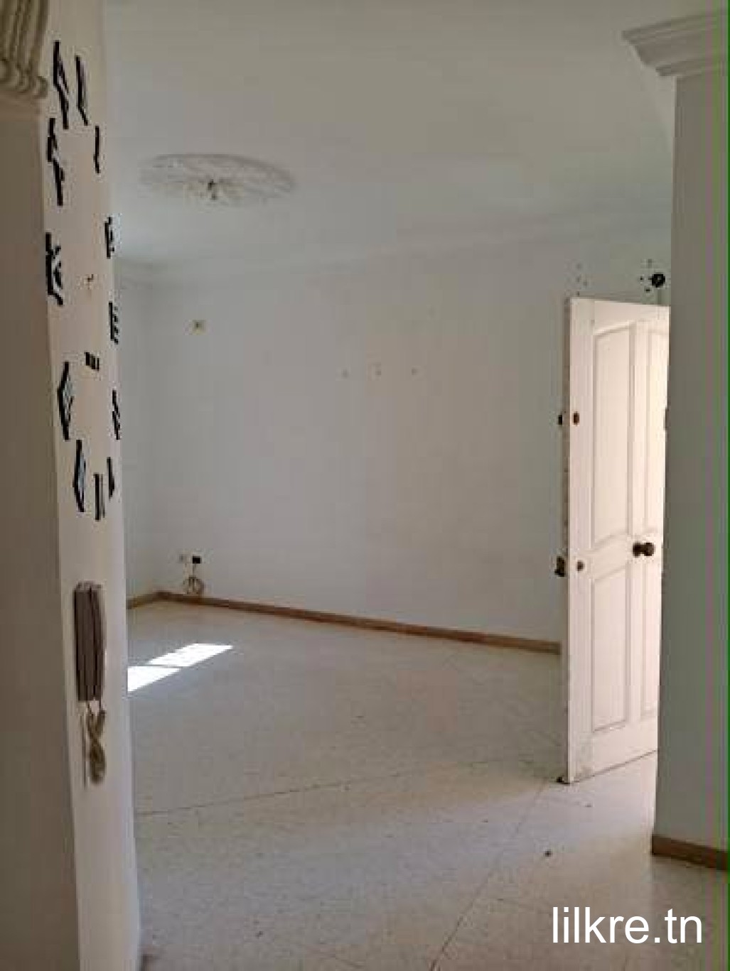 A louer un étage de villa a riadh al andalous 