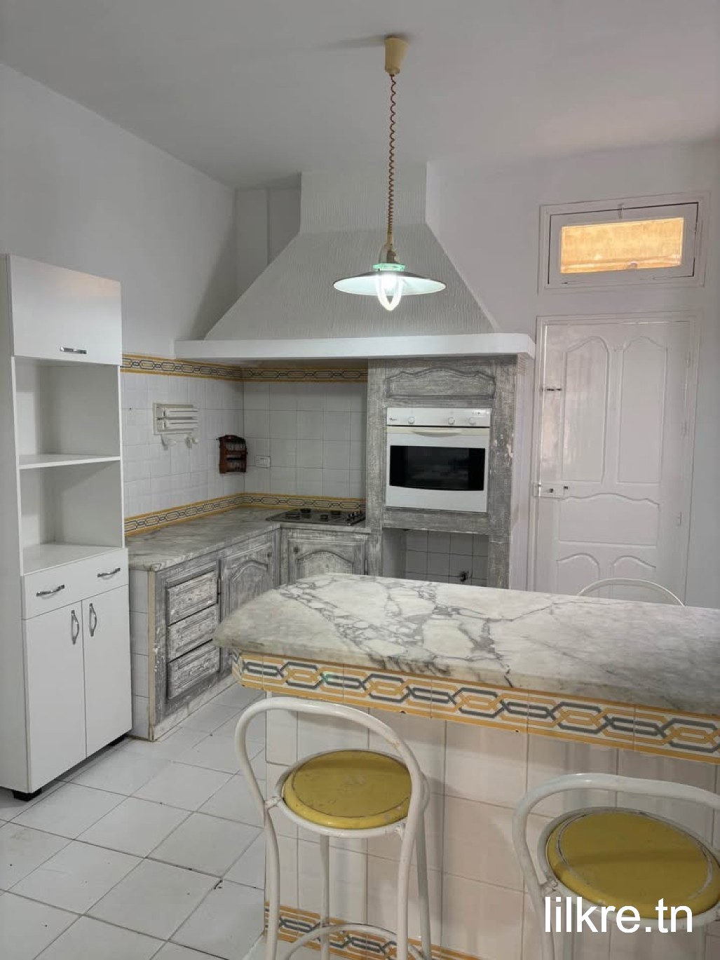 Duplex à louer megrine jawhra 