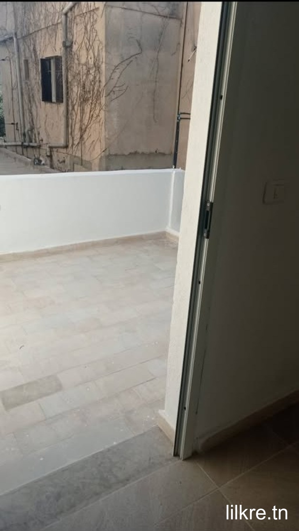 A louer un studio a megrine 