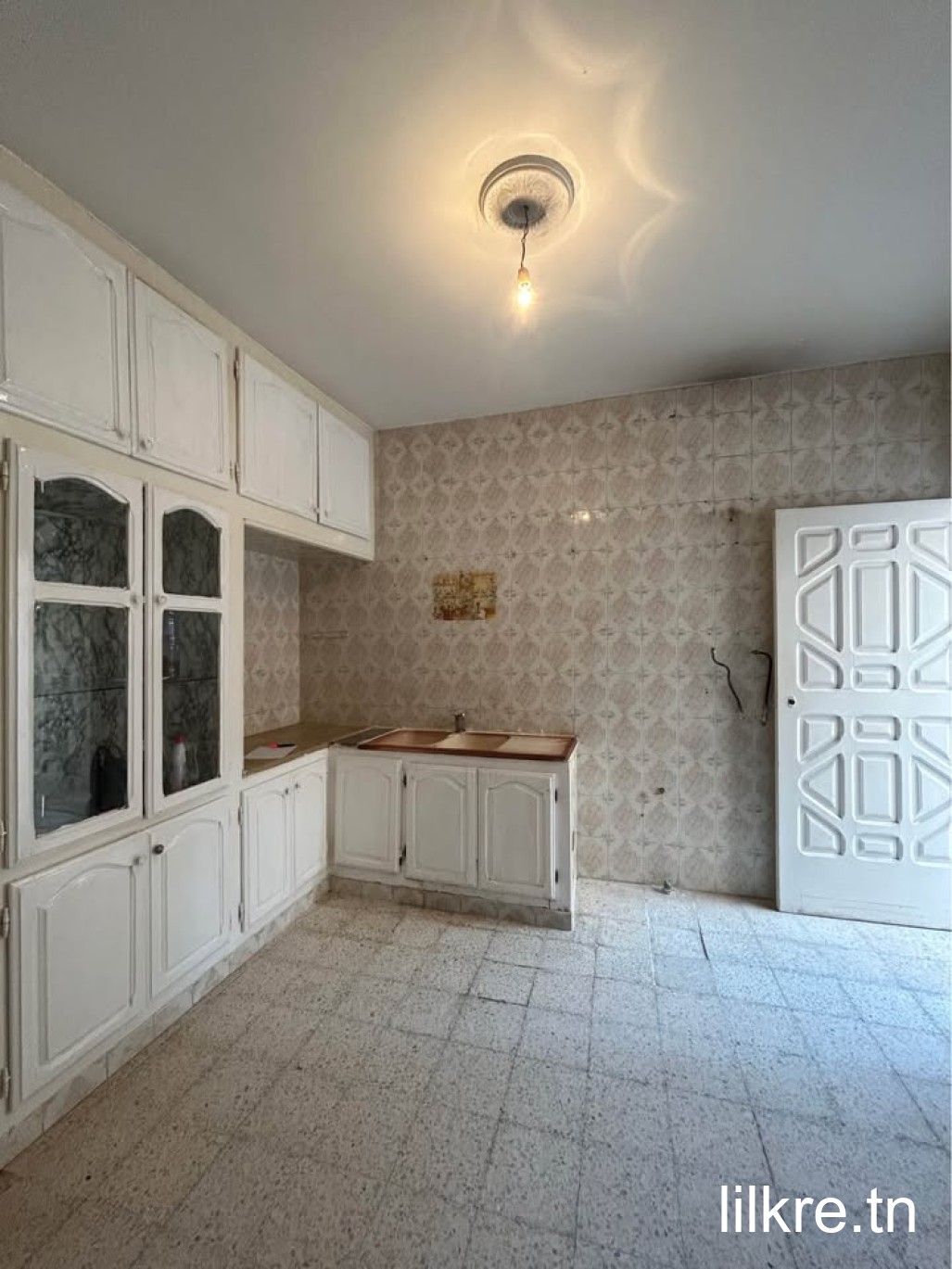 A louer un maison s+2 a zahrouni 