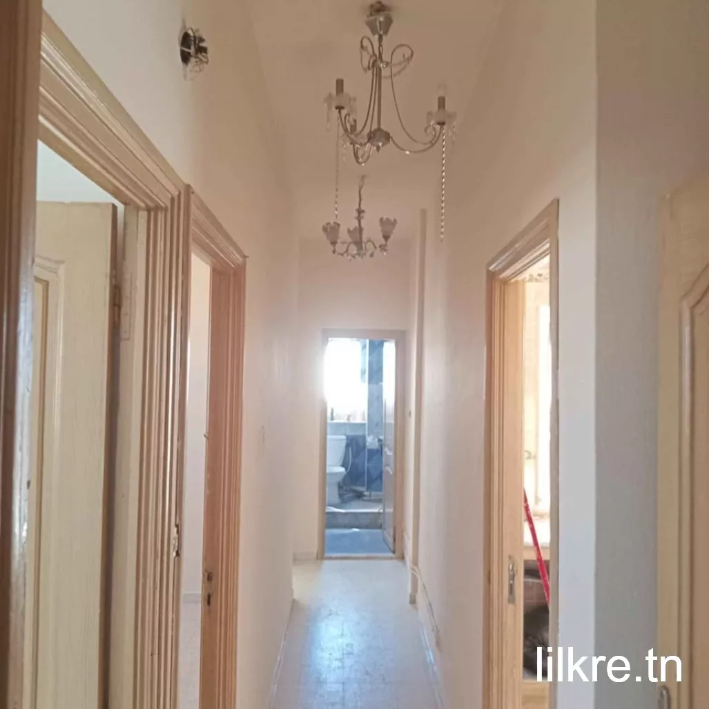 A louer un appartement  a sakiet edaier 