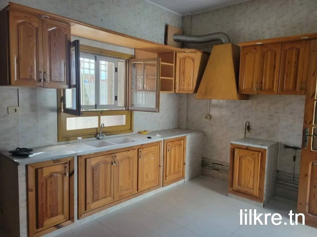 A louer un joli appartement a soukra 