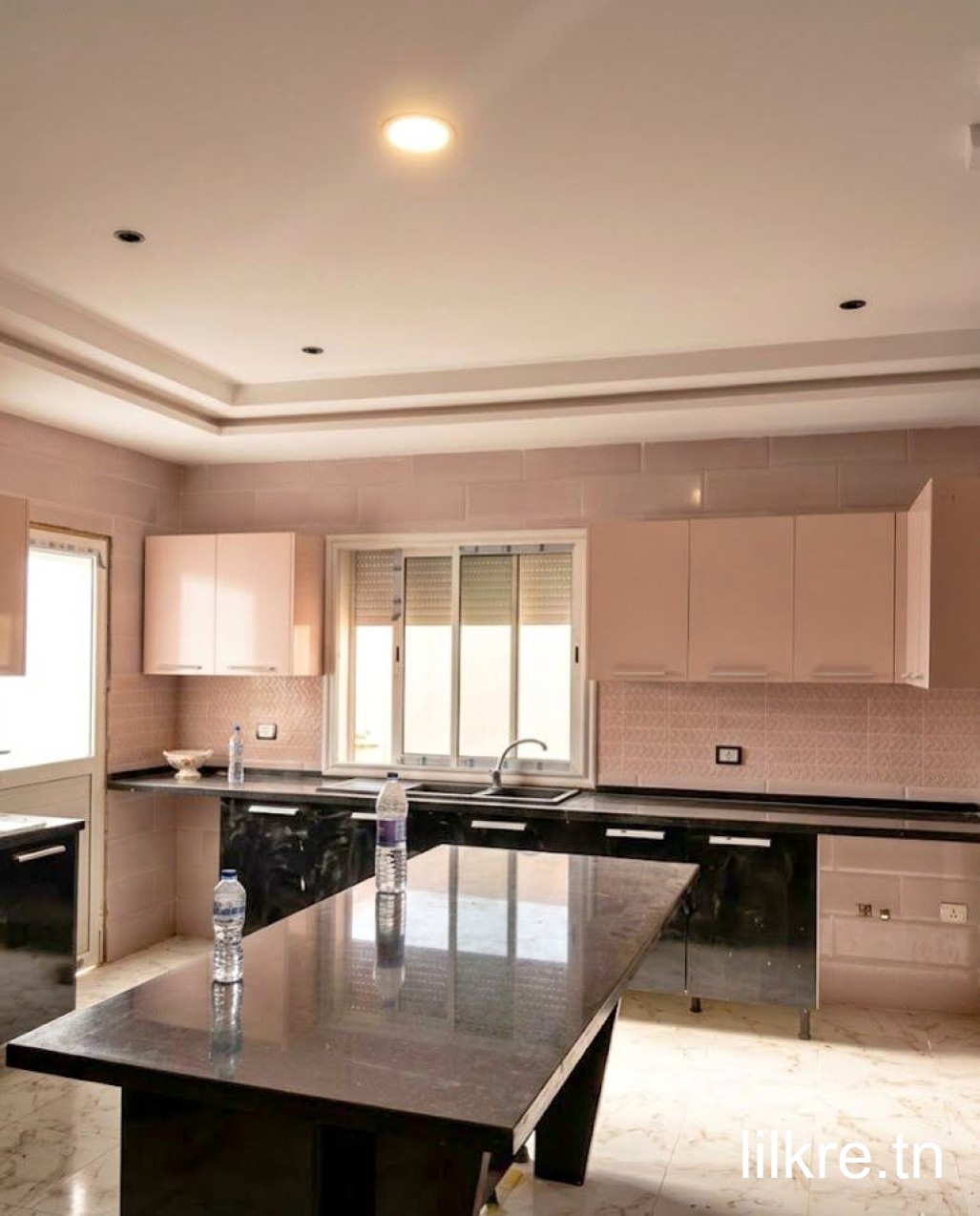 A louer une villa  a nahli 