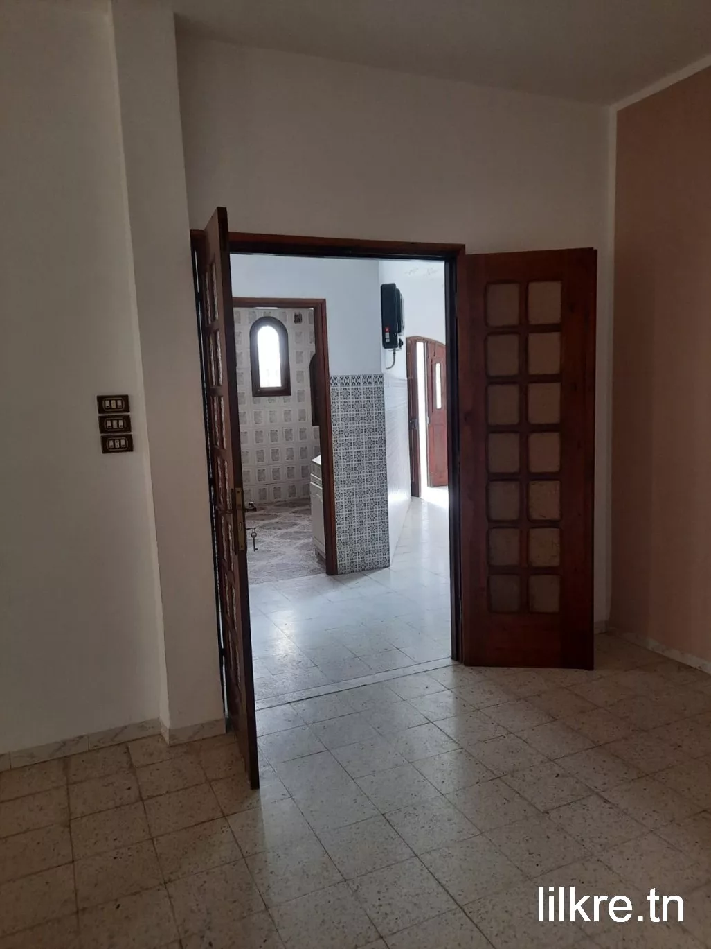 A louer grand etage de villa s3 a manouba