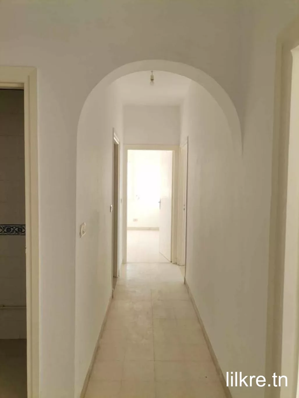 A louer un appartement a cité hedi nouira ariana