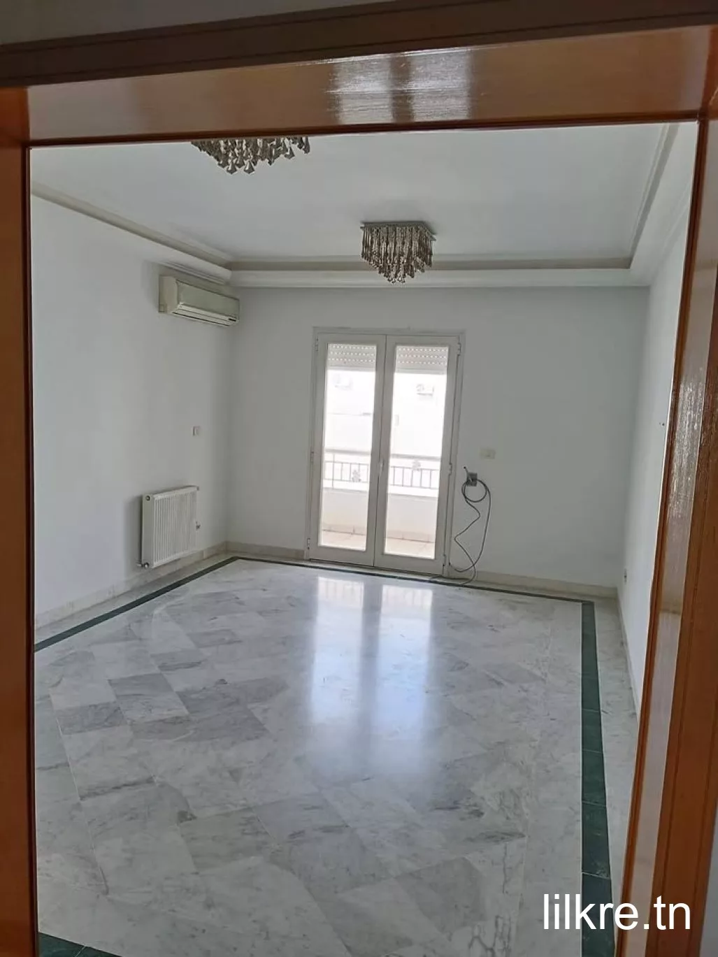 A louer un appartement haut standing a soukra 