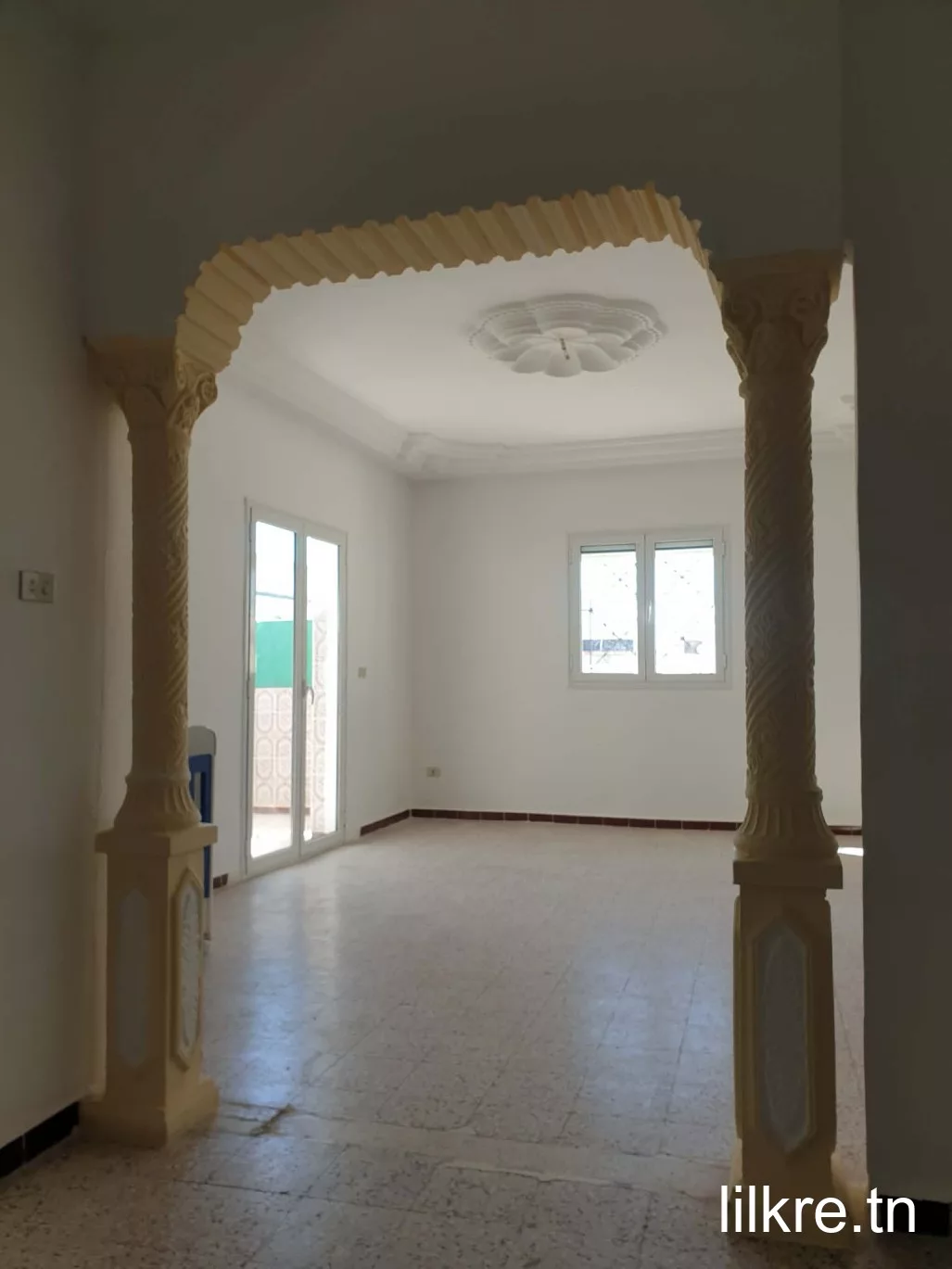Appartement s+3  a mnihla 