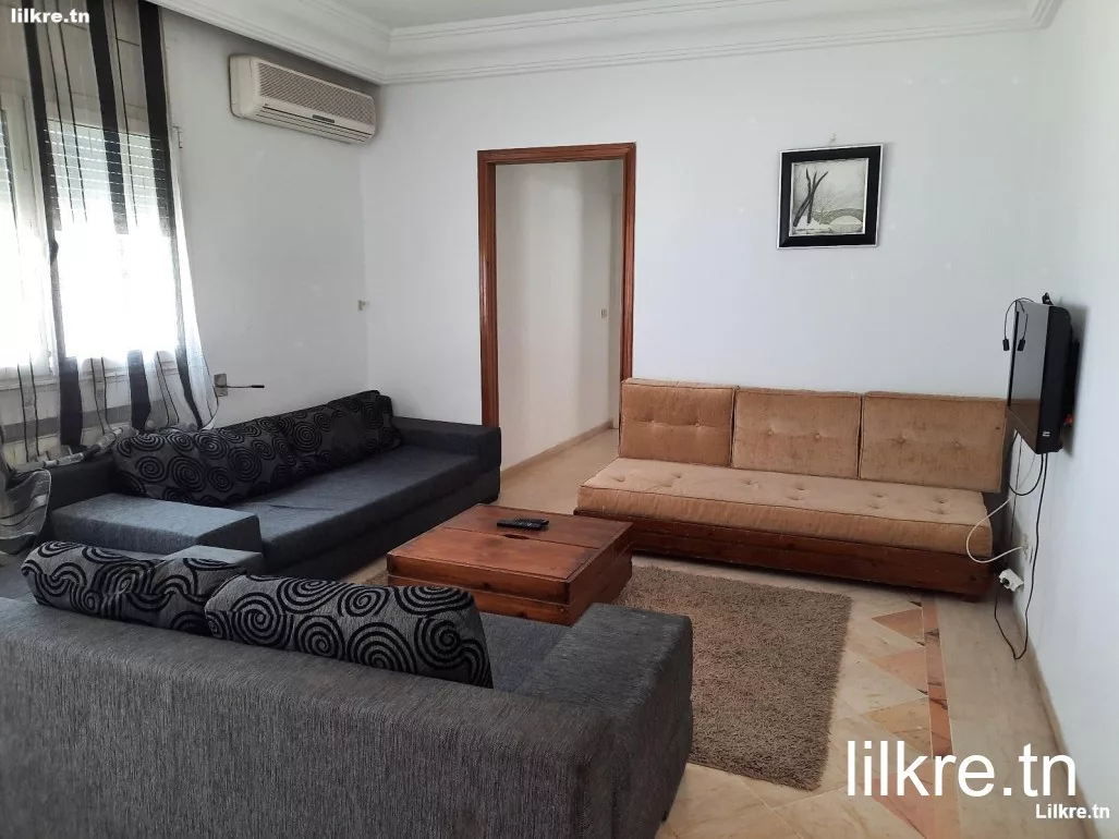  A louer un Appartement S+1 Richement Meublée à Ennasr 