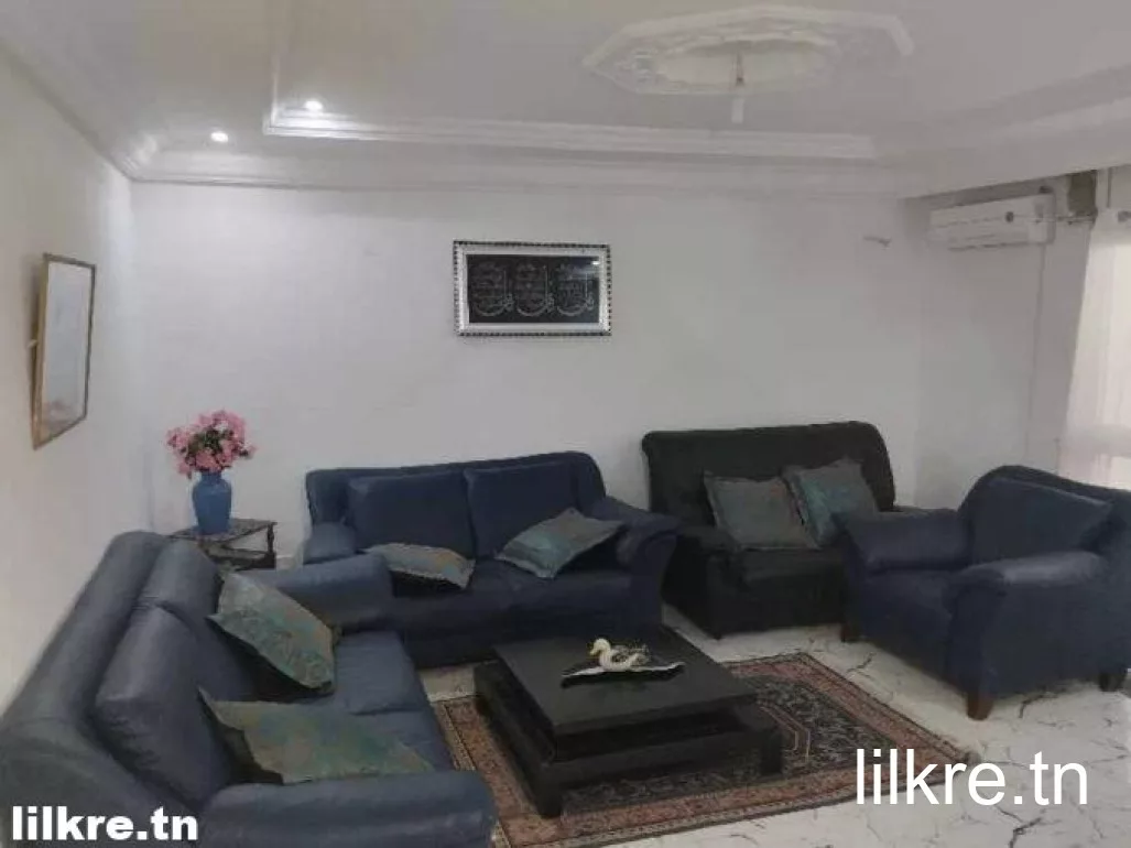 un appartement S+3 meublé a Hammam Chott
