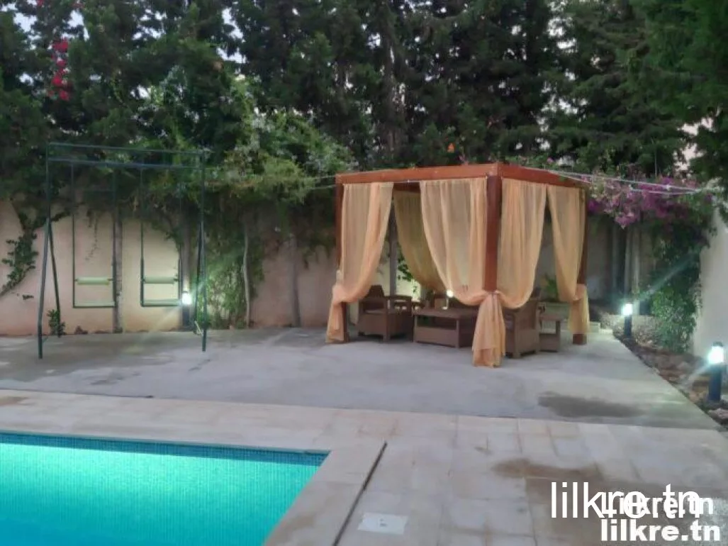 A louer villa meublée avec piscine Par nuitée