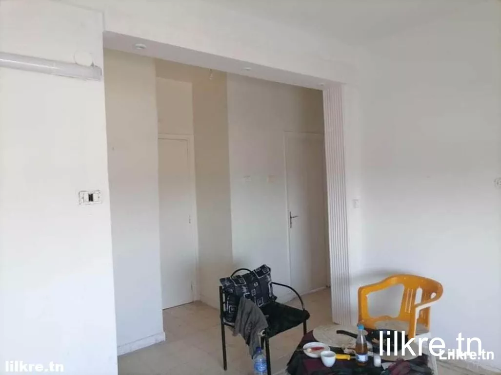 A louer un Appartement S+2 A à Ezzouhour4