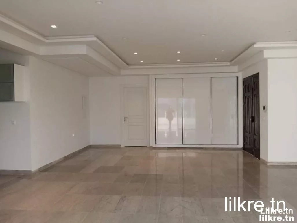 A louer Un lumineux Appartement S+3 à louer à Sidi Daoud la Marsa