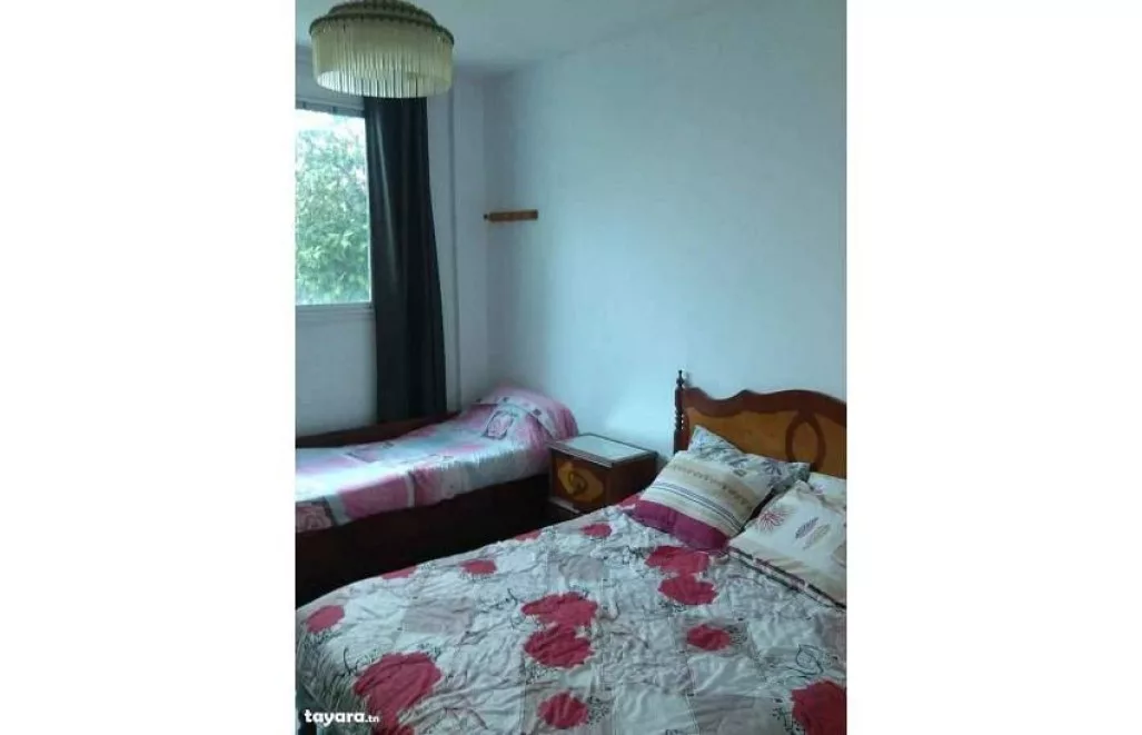 A louer un studio S+1 Richement Meublé à El Menzah 9